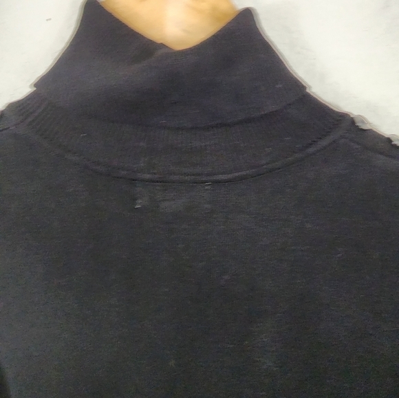 NWT Joseph A. Black Long Sleeved Turtleneck Sweater Size S - Picture 7 of 11